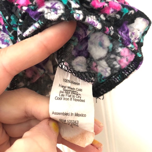 Hip Happening in the Present Floral Tank Top - Picture 5 of 6